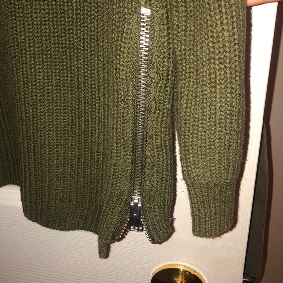 Dark green knitted cardigan sweater - Picture 6 of 6
